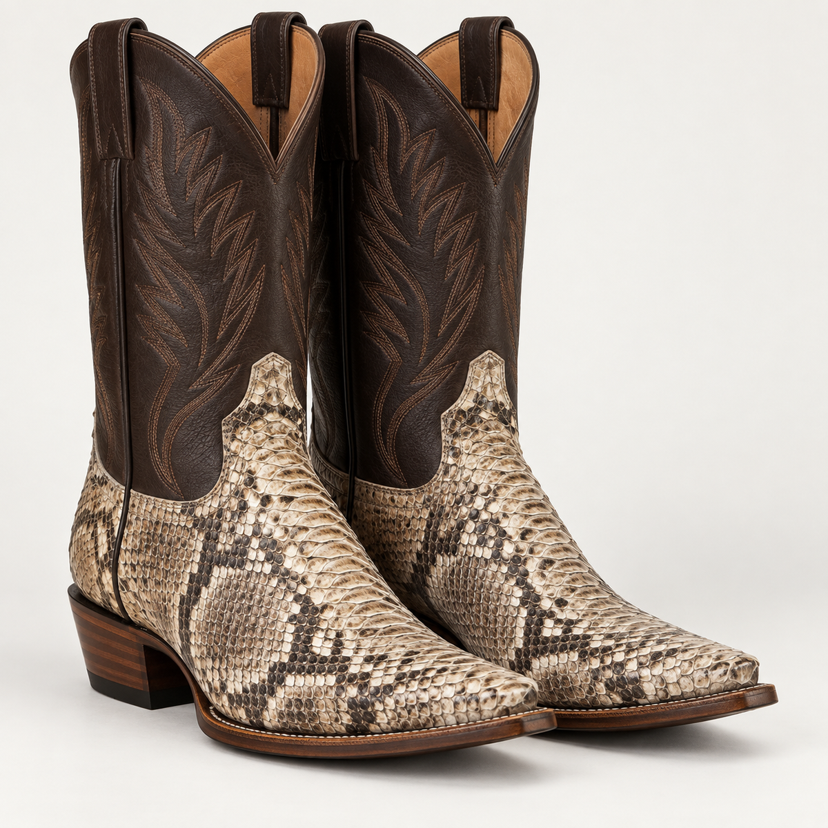 Rattlesnake Natural Snip Toe