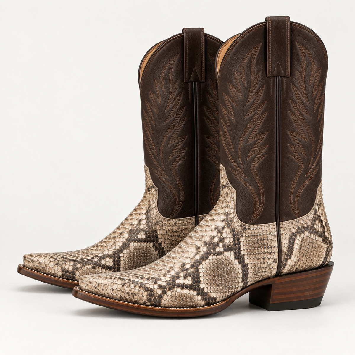 Rattlesnake Natural Snip Toe