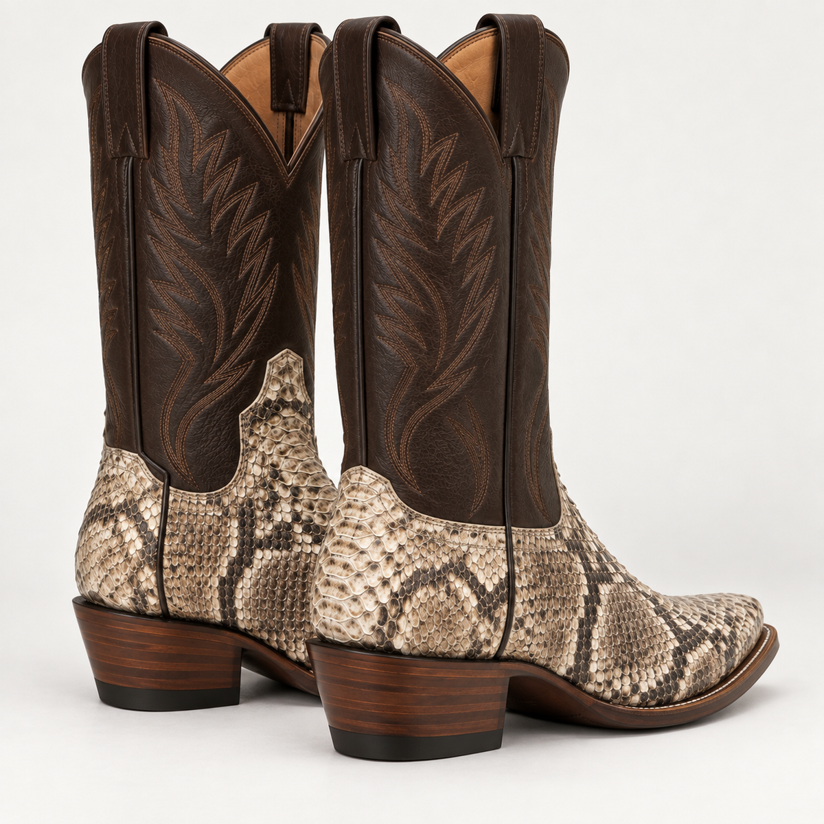Rattlesnake Natural Snip Toe